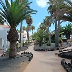 Simon And Ami Aparments