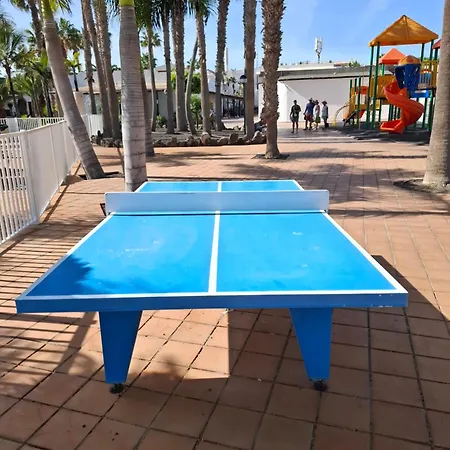 Simon And Ami Aparments * コラレホ