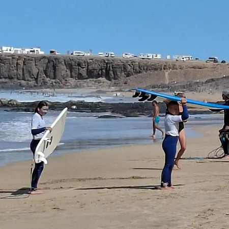 Simon And Ami Aparments *