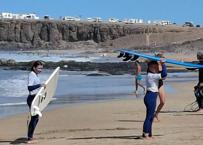 Simon And Ami Aparments *